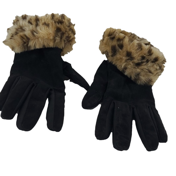 Accessories - 3/$25 🐷 Black suede gloves/cheetah print faux fur